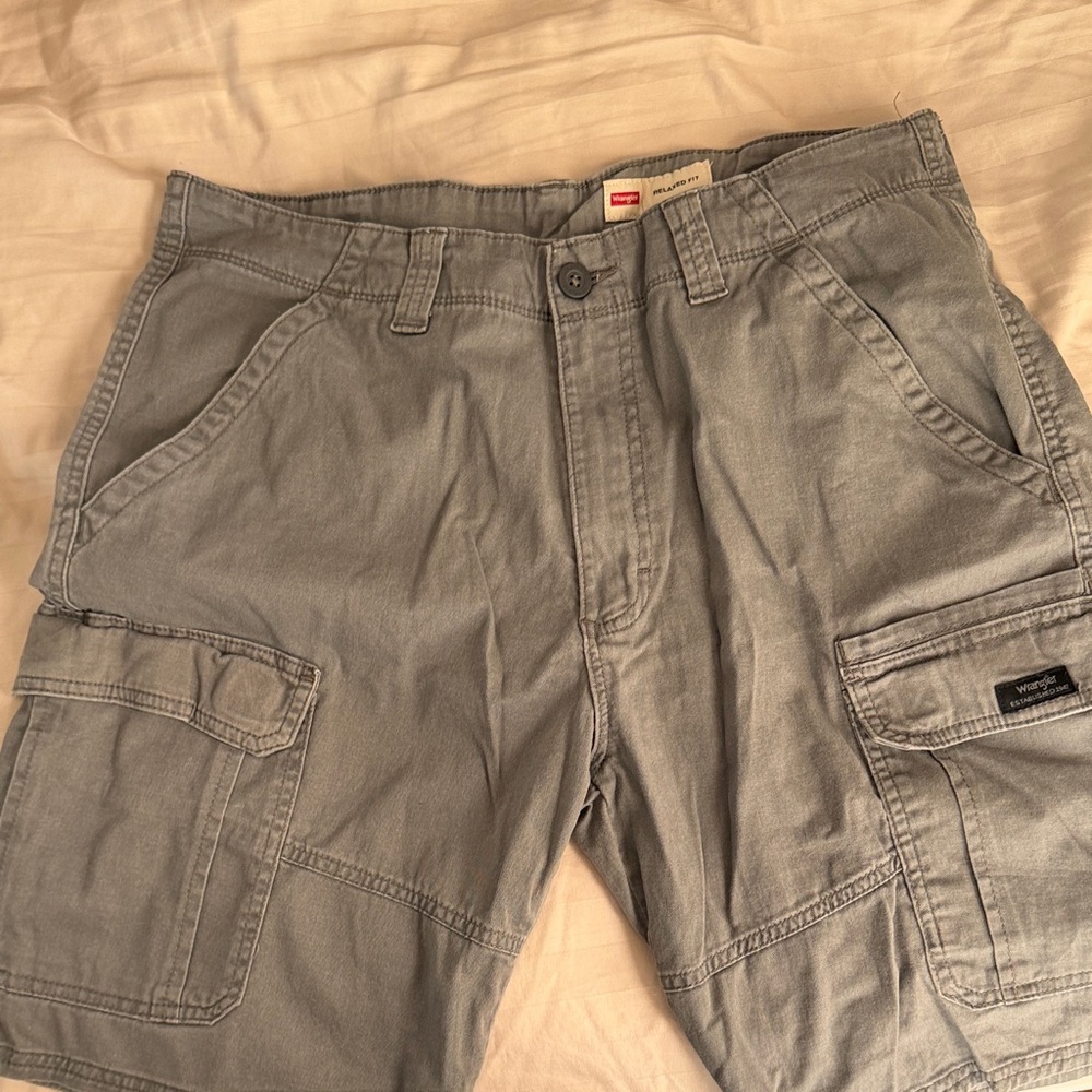 Wrangler Gray Cargo Men Shorts